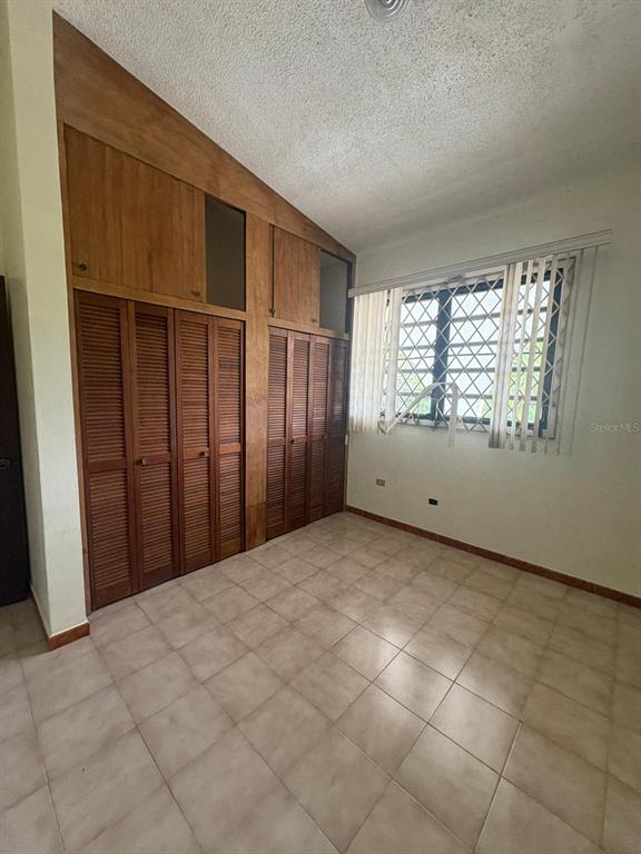 Urb El Madrigal, Marginal Norte, Ponce - 12