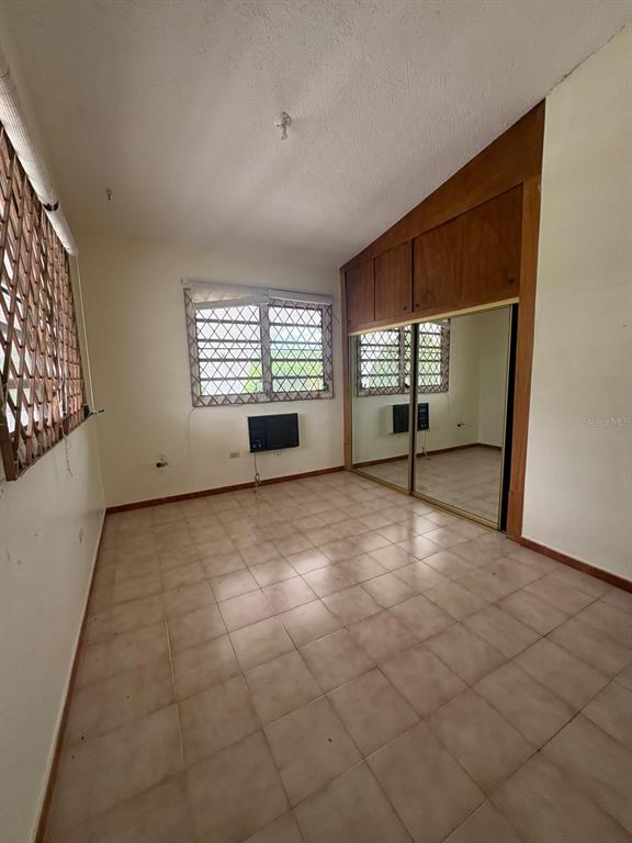 Urb El Madrigal, Marginal Norte, Ponce - 16