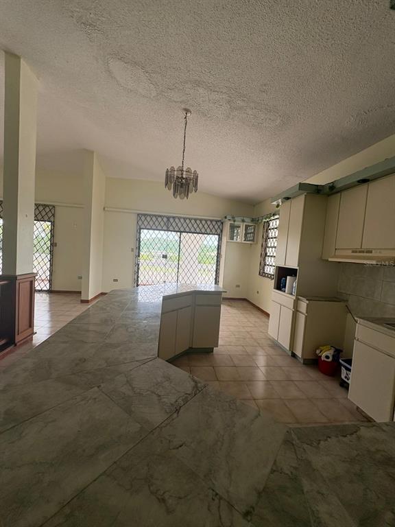 Urb El Madrigal, Marginal Norte, Ponce - 6