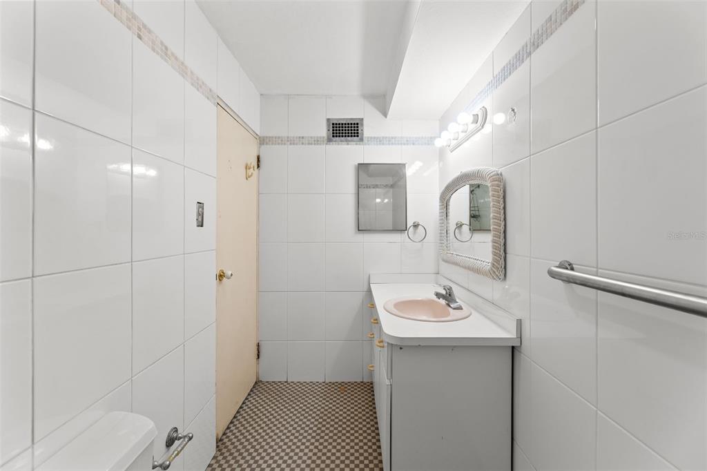 6B, 1319, Ashford, San Juan - 30