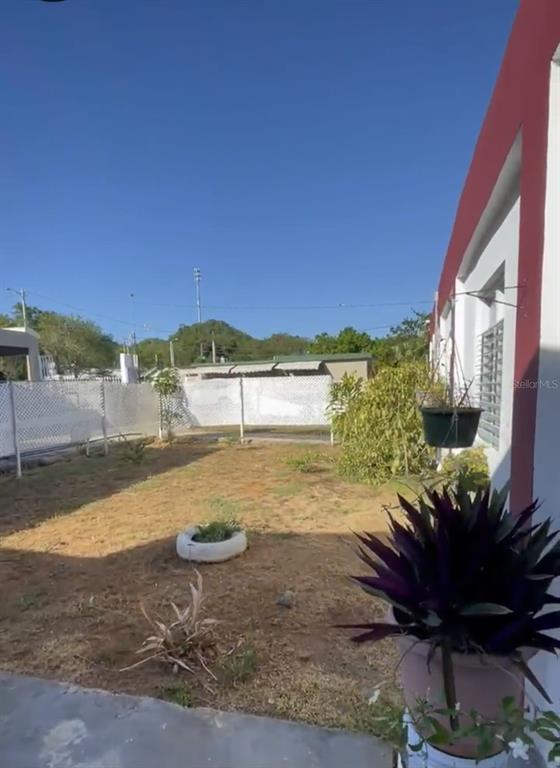 507, Vicenta Arroyo, Manati - 8