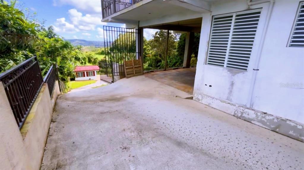 Carretera 779, Km 9.9 Int. Bo. Cedro Arriba, Naranjito - 15