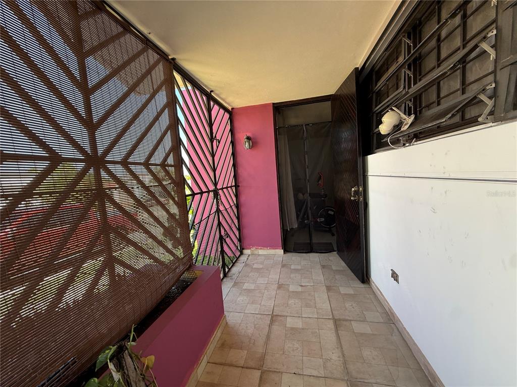 AA-12, Sr 659 Villas Del Capitan, Solandra St, Arecibo - 4
