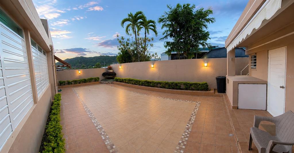 Calle G #p15, Golden Gate Ii, Caguas - 5