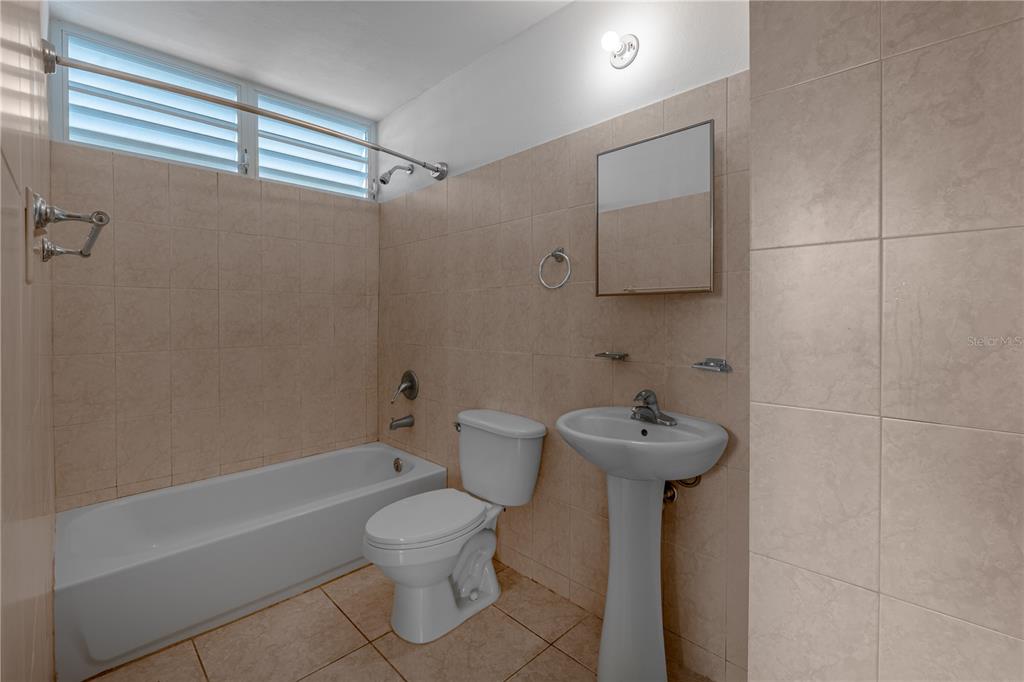 B-2, Sr 100 K 13 H 2, Urb Terrazas De Boqueron Pr,callejon Los Martinez, Cabo Rojo - 14