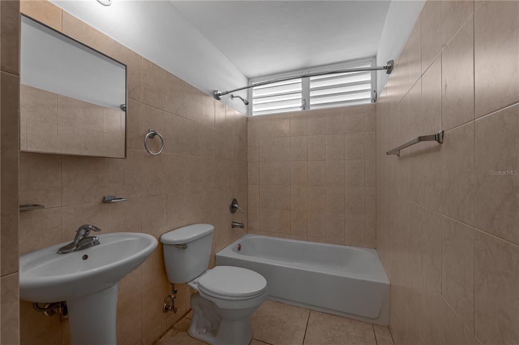 B-2, Sr 100 K 13 H 2, Urb Terrazas De Boqueron Pr,callejon Los Martinez, Cabo Rojo - 17