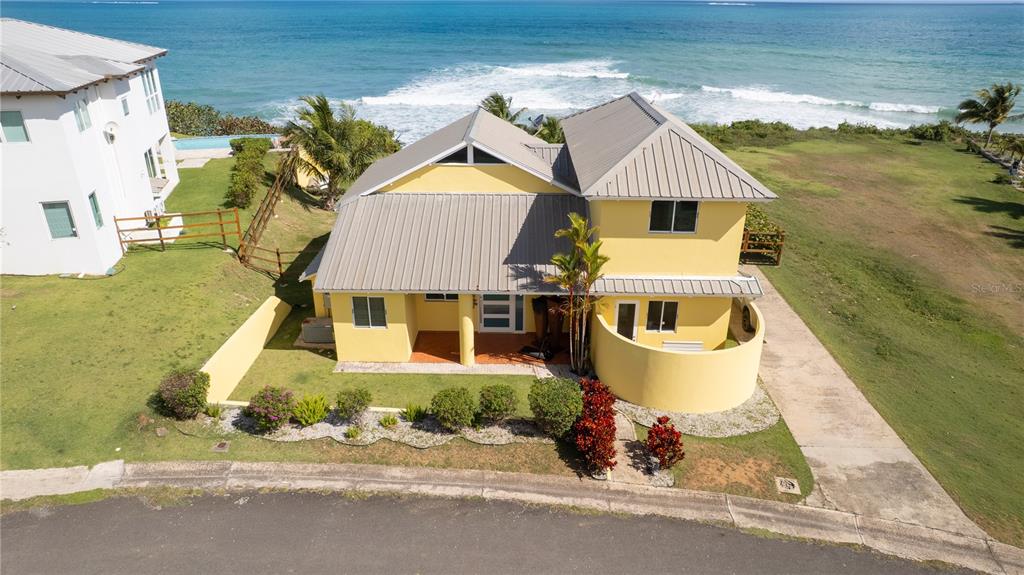 5, Beach Village, Vieques - 1