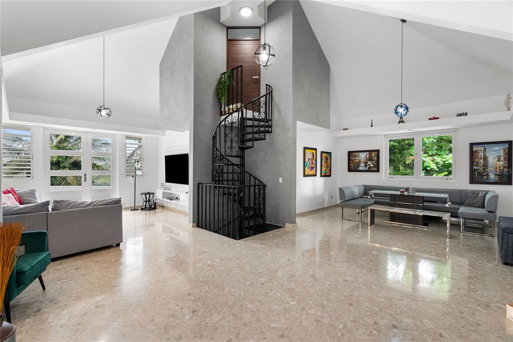 19, Calle "e", Guaynabo - 2