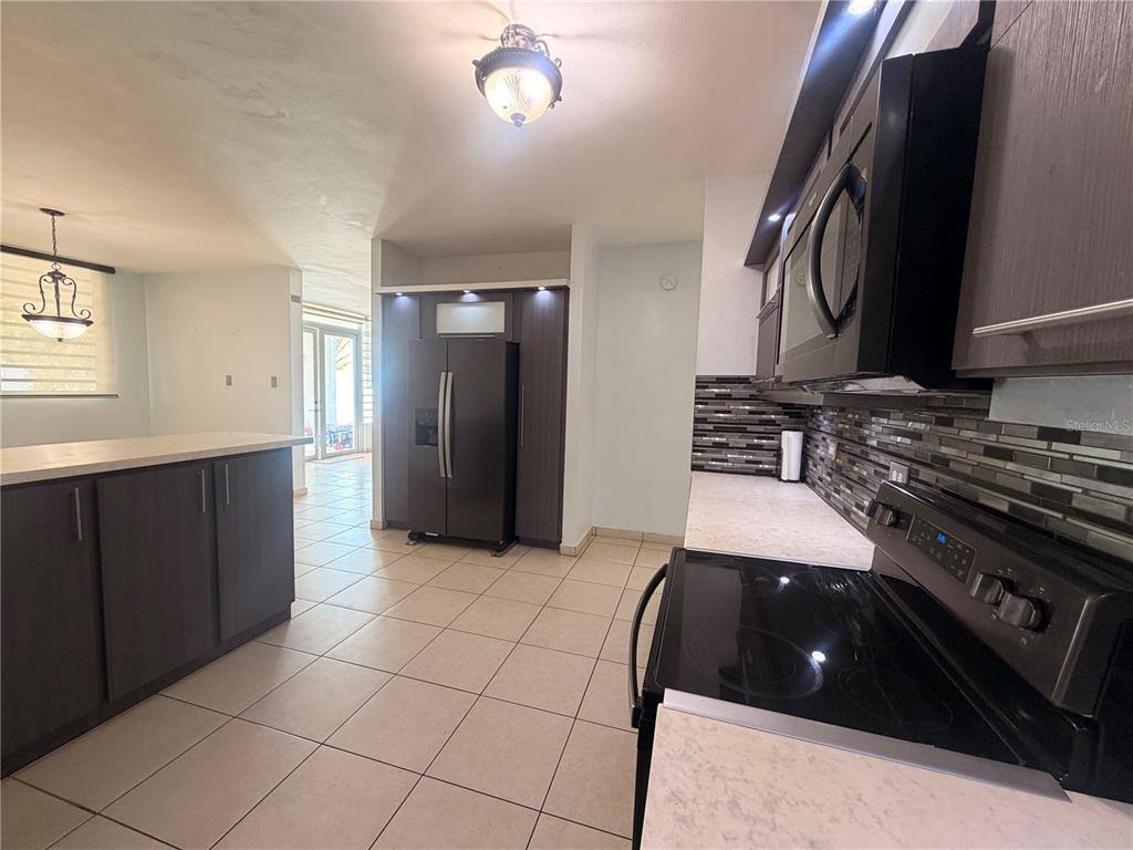 2623, Calle Palma De Sierra, Ponce - 14