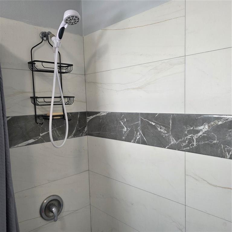 512, Calle Bromelia, Carolina - 20