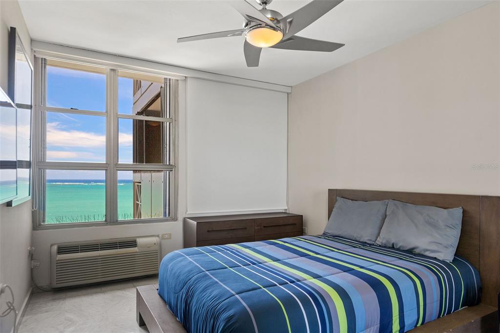 1002, Plaza Atlantico, Ave Isla Verde, Carolina - 19