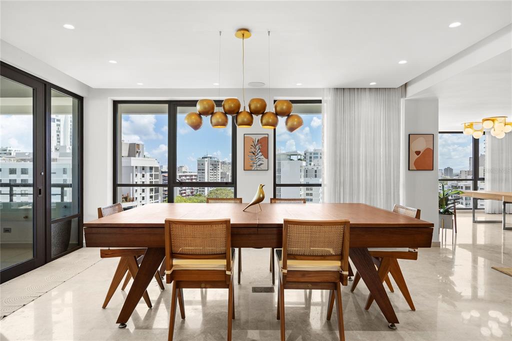 PH, 1212, Luchetti St, San Juan - 18