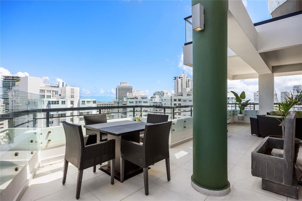 PH, 1212, Luchetti St, San Juan - 20