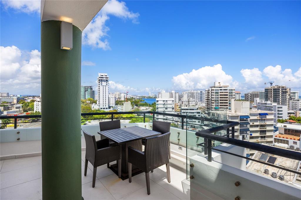 PH, 1212, Luchetti St, San Juan - 23