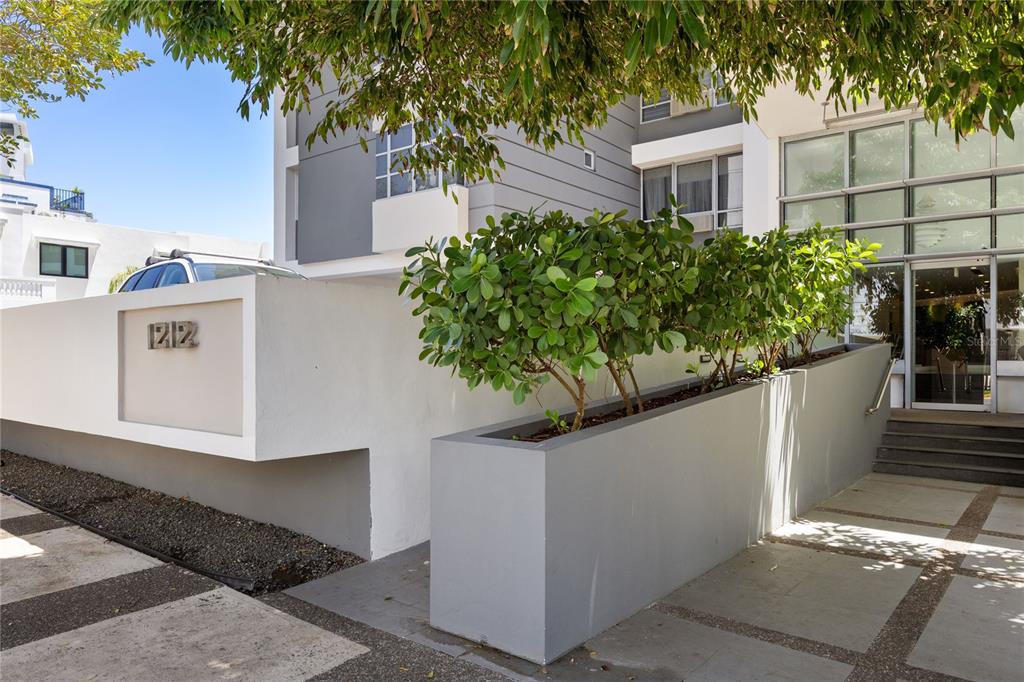 PH, 1212, Luchetti St, San Juan - 53