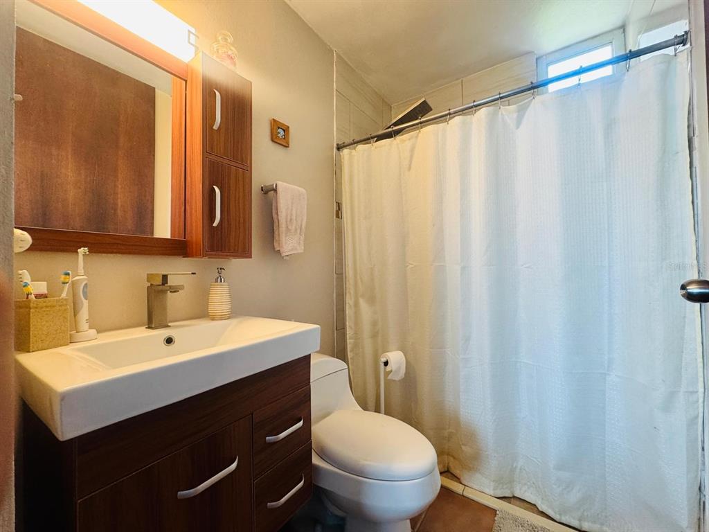 406, Cond. Villas Del Faro, 5015 Punta Tuna St., Maunabo - 7