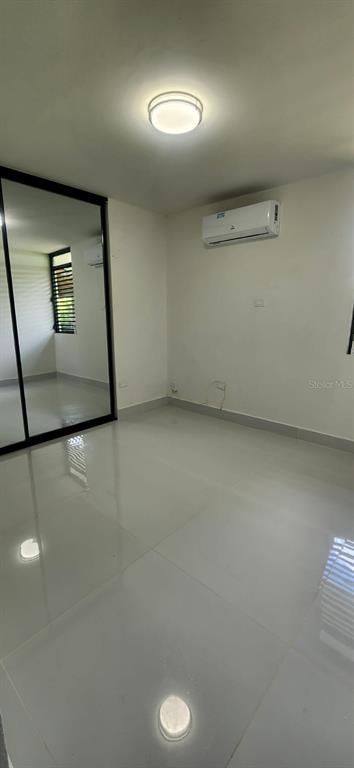 Urb Parkville, Ave. Lopategui, Guaynabo - 10