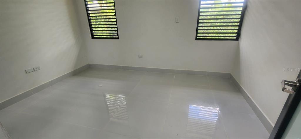 Urb Parkville, Ave. Lopategui, Guaynabo - 8