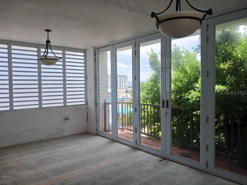 15b, Calle 4, Arecibo - 11