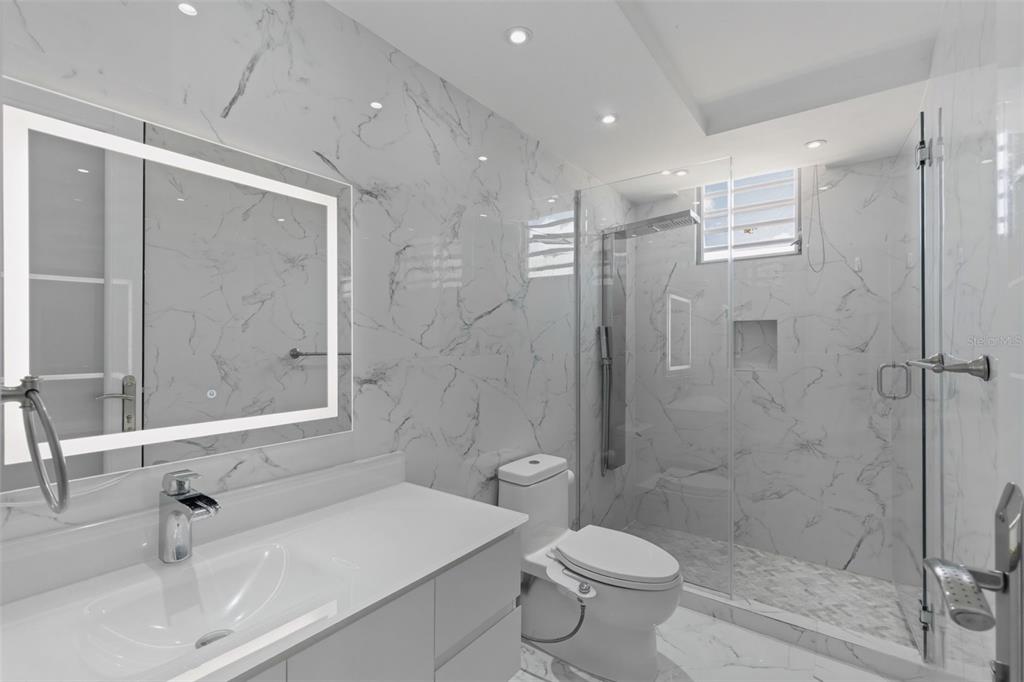 Montecielo, Lyra St., Guaynabo - 20