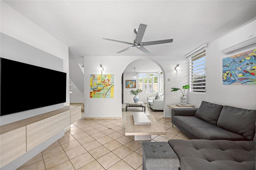 Calle 6 H17, Tintillo Gardens, Guaynabo - 4