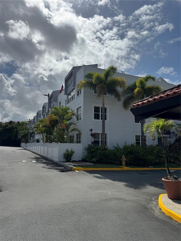 290, Santa Ana, Guaynabo - 23