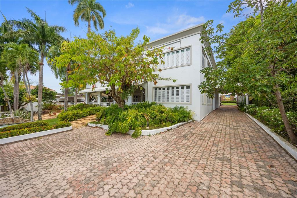 A-13, A Street, Villa Caparra, Guaynabo - 52
