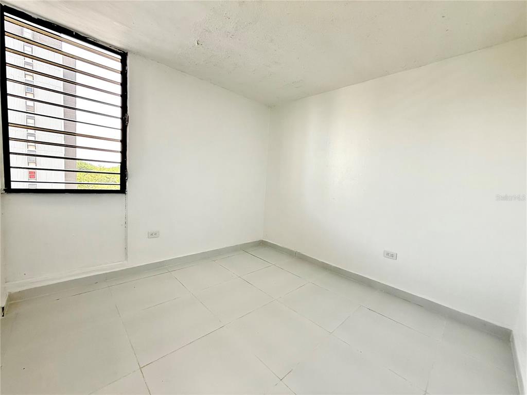 1004, 14, Ave.san Patricio, Guaynabo - 14