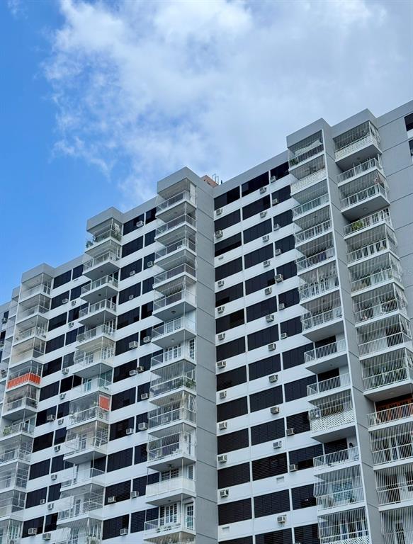 1004, 14, Ave.san Patricio, Guaynabo - 19