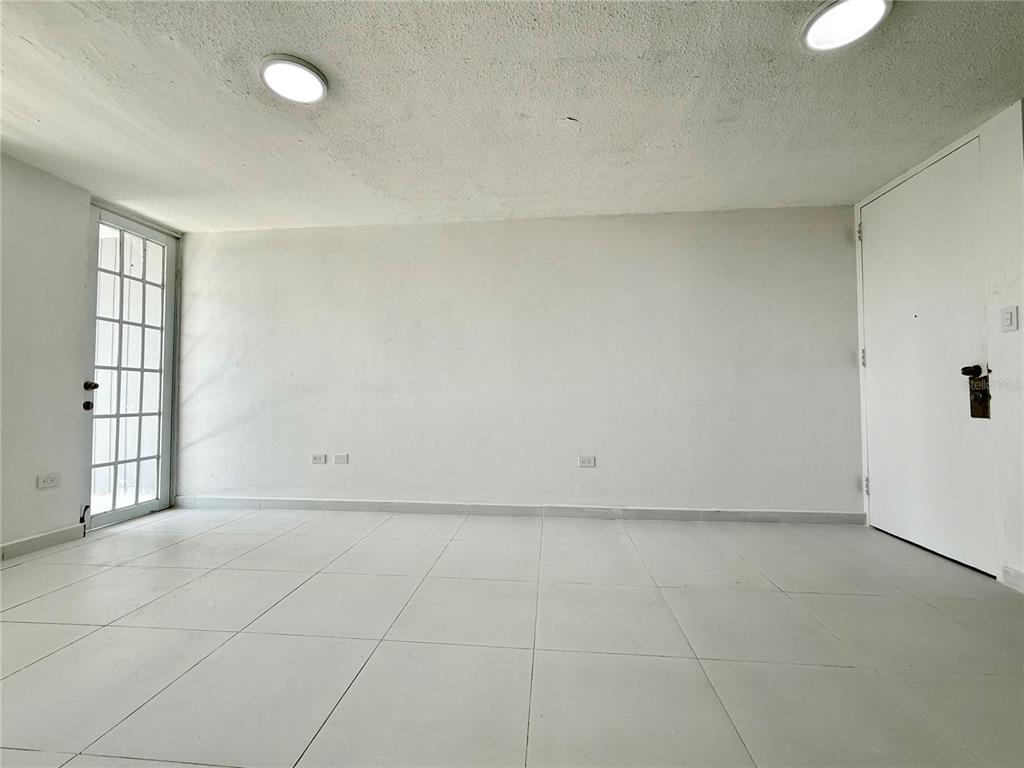 1004, 14, Ave.san Patricio, Guaynabo - 9