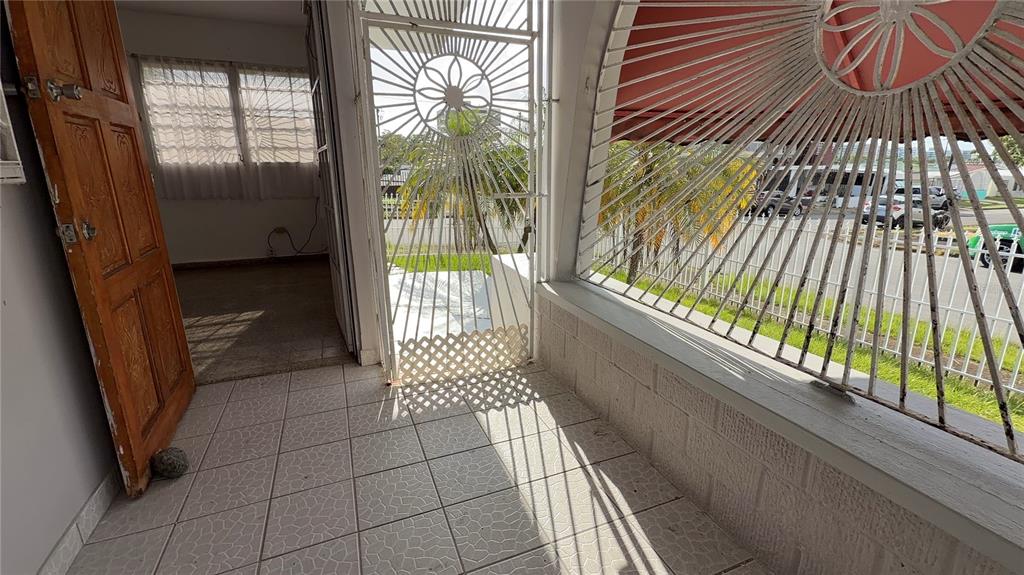 926, Calle Becasina E-32, Urb Country Club, San Juan - 16