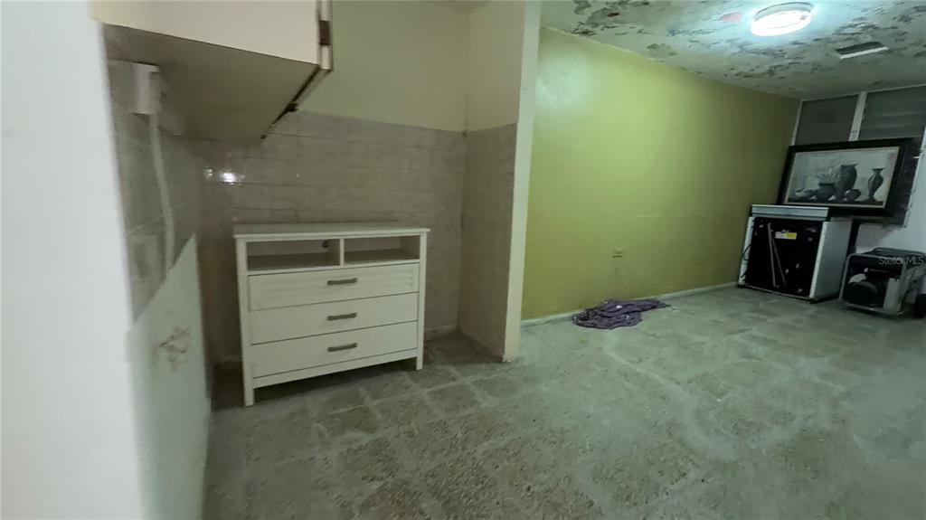 926, Calle Becasina E-32, Urb Country Club, San Juan - 26