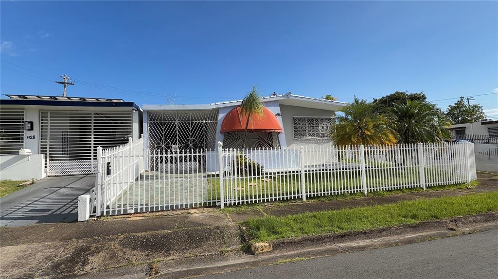 926, Calle Becasina E-32, Urb Country Club, San Juan - 3