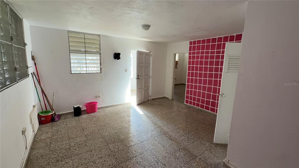 926, Calle Becasina E-32, Urb Country Club, San Juan - 38