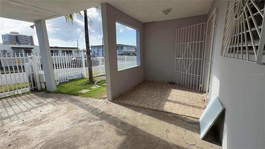926, Calle Becasina E-32, Urb Country Club, San Juan - 41