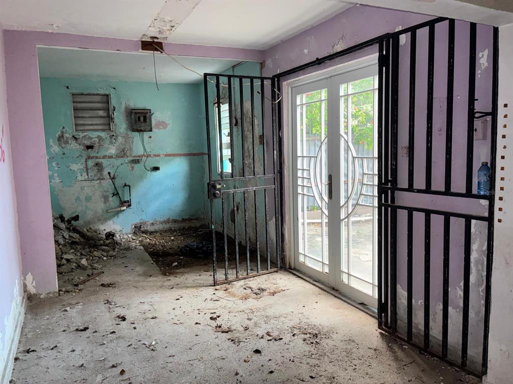 58, Calle Teniente Matta, San Juan - 13