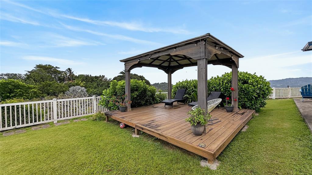 Pr-839, Lot 9, Km 6.7 Altos De Camarones, Guaynabo - 26