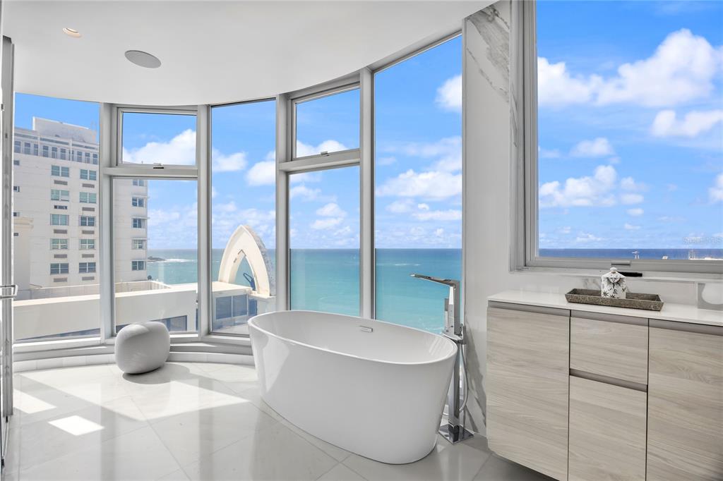 14, 1002, Ashford Avenue, San Juan - 18