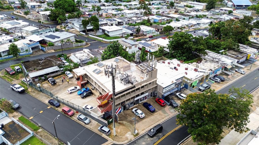 1, Hnas Davila, Betances Esq A d, Bayamon - 18