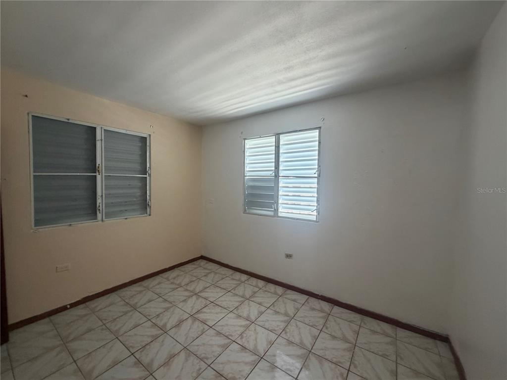 1, Antonio De Gracia, Toa Alta - 8