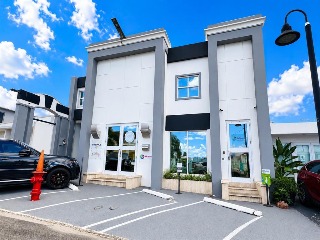 LOCAL A, Acerina #7, Urb. Muñoz Rivera (ave. Martinez Nadal), Guaynabo - 12