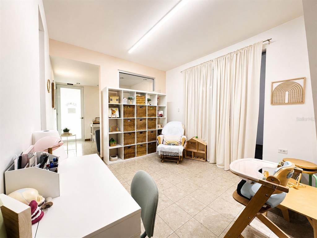 LOCAL A, Acerina #7, Urb. Muñoz Rivera (ave. Martinez Nadal), Guaynabo - 3