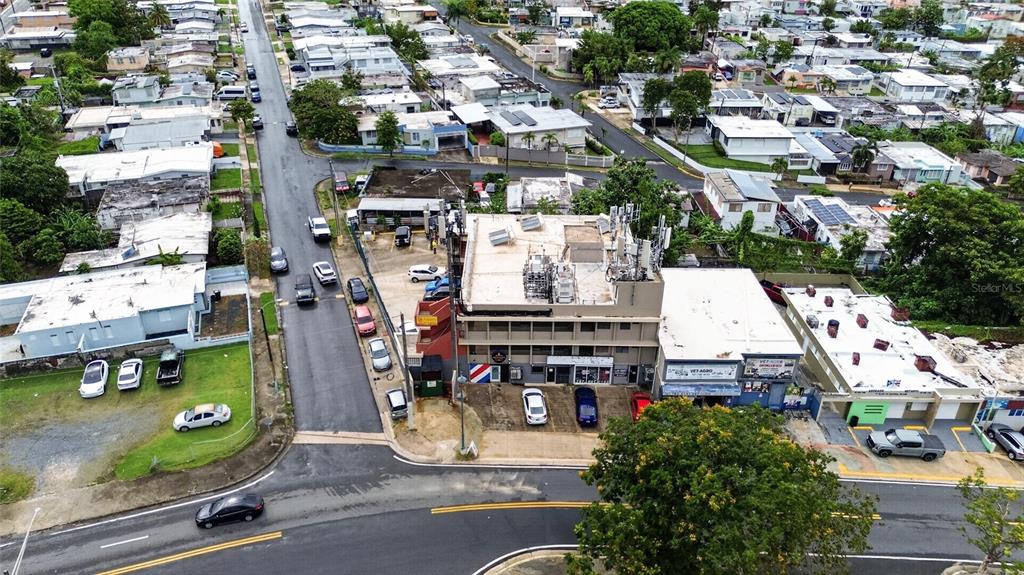 1, Hnas Davila, Betances Esq A D, Bayamon - 17