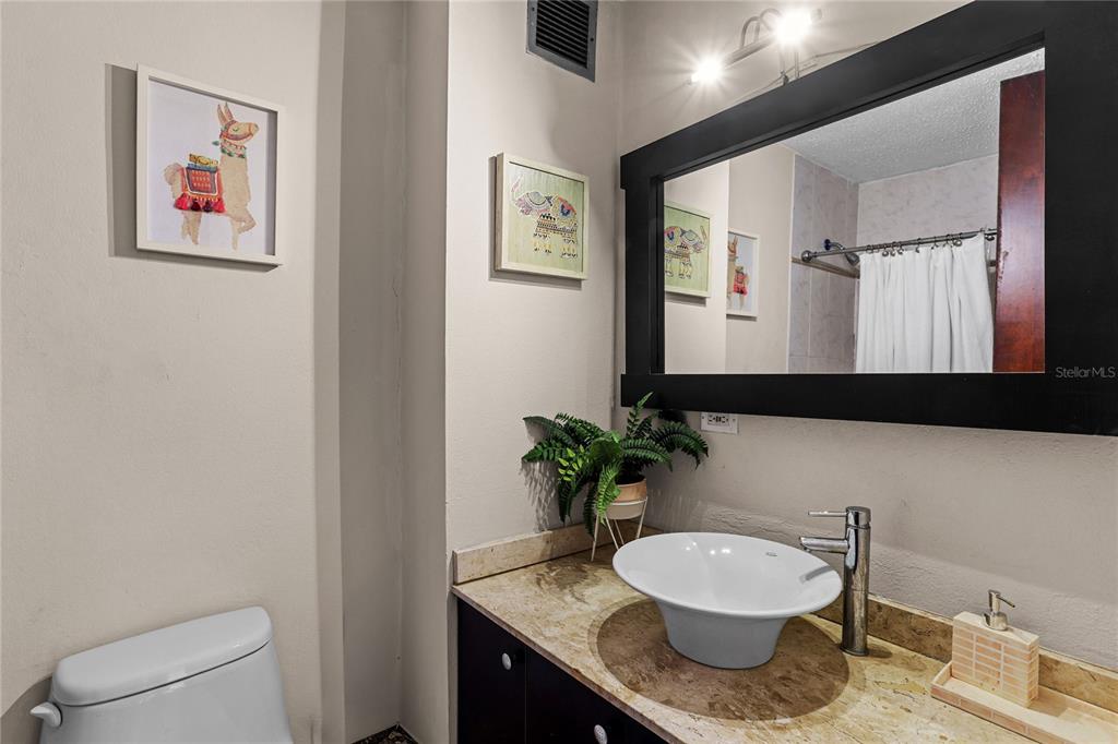 107a, 24a, Lopategui, Guaynabo - 10