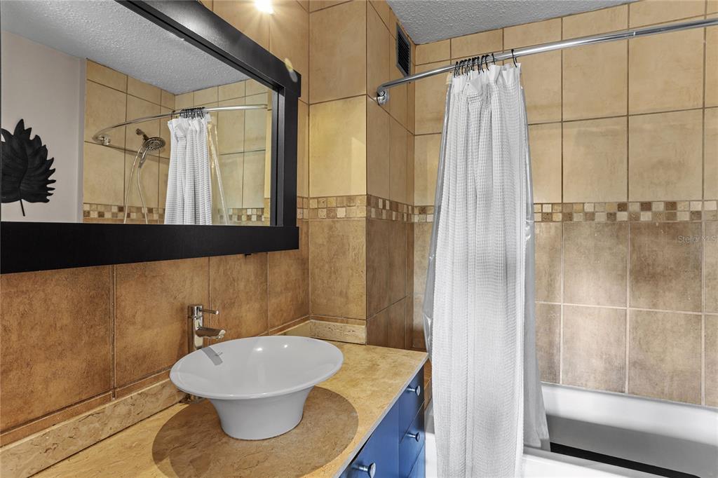107a, 24a, Lopategui, Guaynabo - 12