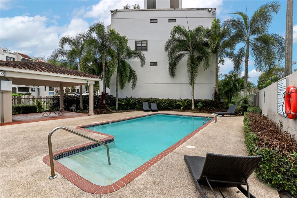 107a, 24a, Lopategui, Guaynabo - 16