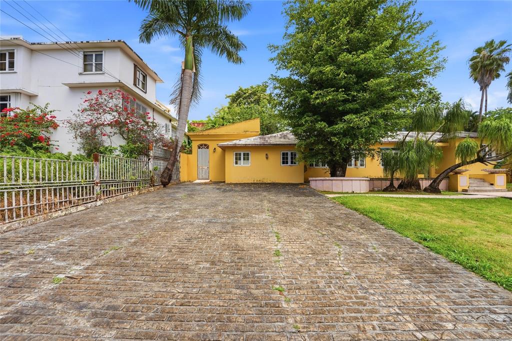 2, Calle J, Guaynabo - 2