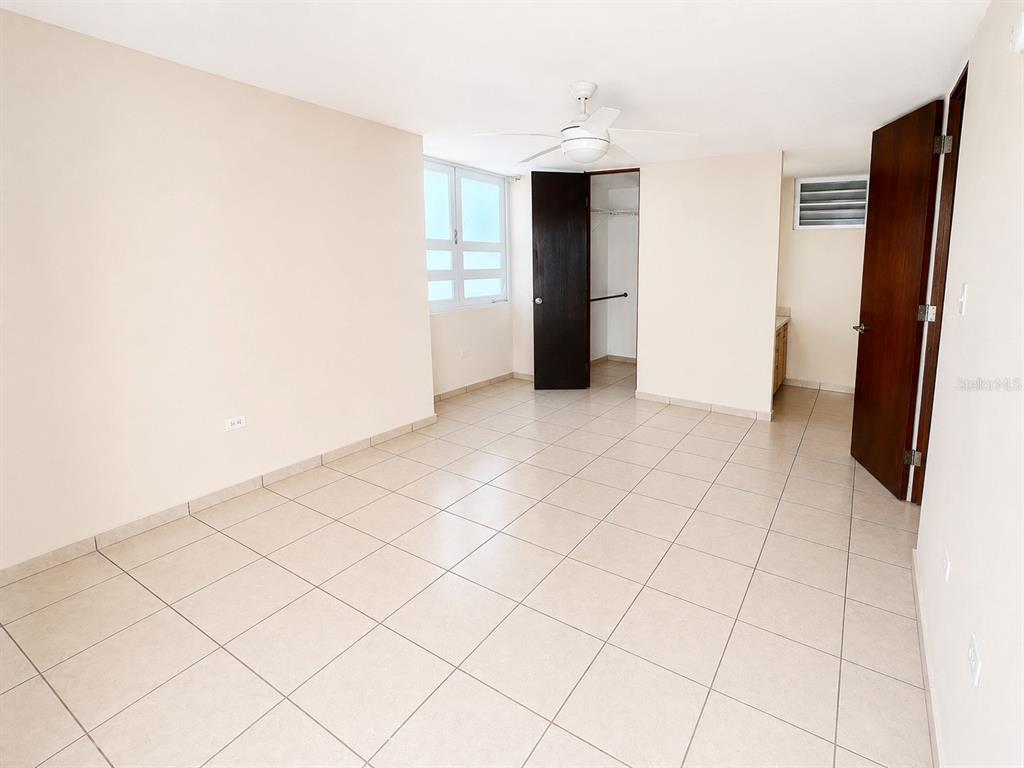 L-143 Urb Palacios Del Pr, Calle Pacifico, Juana Diaz - 2