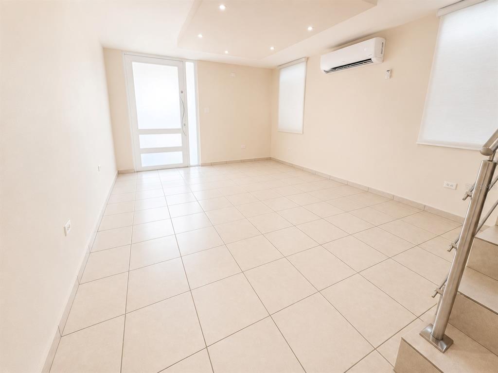 L-143 Urb Palacios Del Pr, Calle Pacifico, Juana Diaz - 7