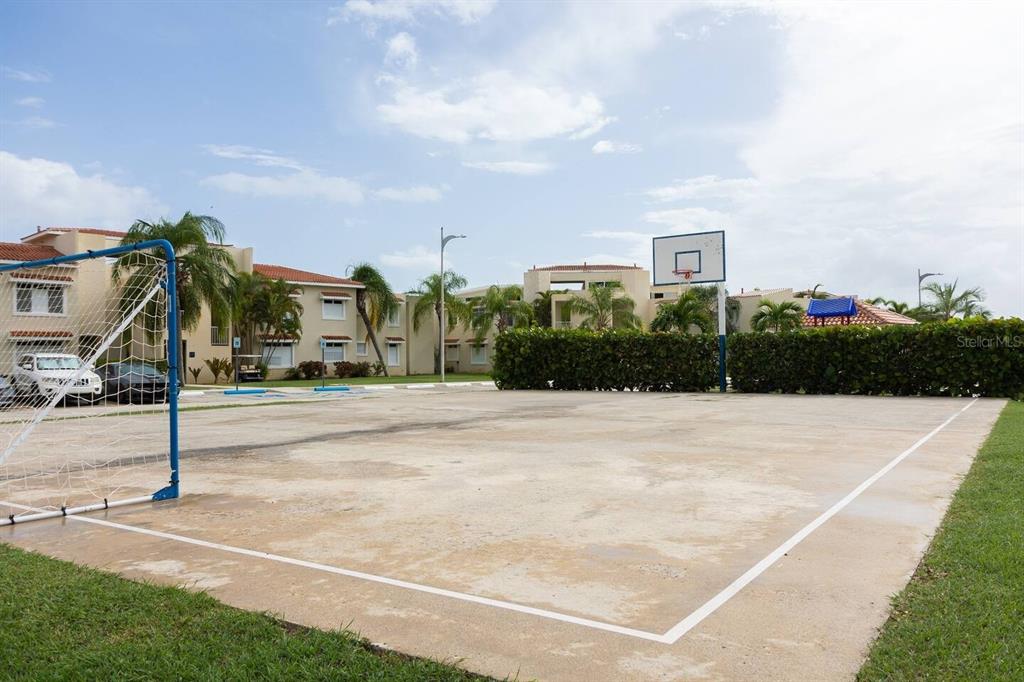 2412, Pr-713 Km 2.5, Cond. El Legado Golf Resort, Guayama - 25